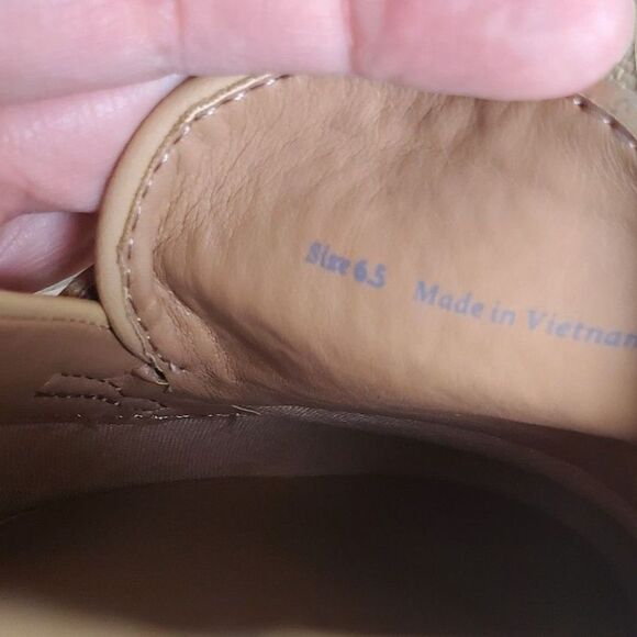 Dolce Vita  Hardee  Loafers - Picture 6 of 6